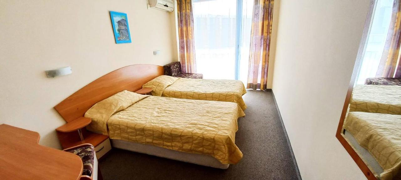 Hotel Pliska 3*